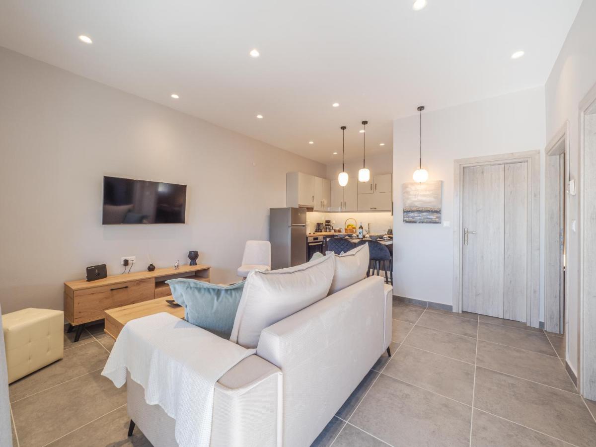 M&K - Maria'S Stylish Apartment Near Alykes Beach Corfu  Bagian luar foto