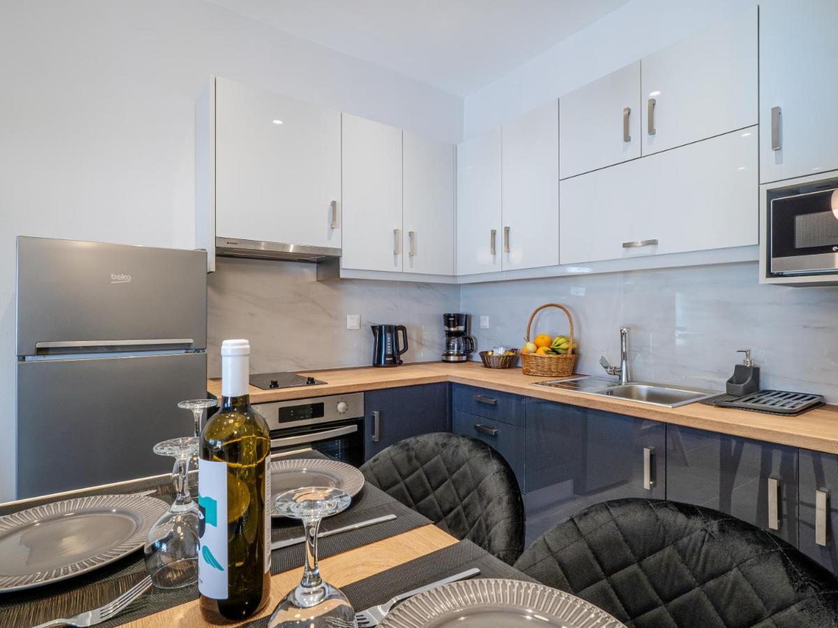 M&K - Maria'S Stylish Apartment Near Alykes Beach Corfu  Bagian luar foto
